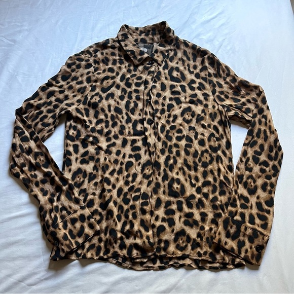REFORMATION tan leopard print viscose button up long sleeve shirt blouse - Picture 1 of 5